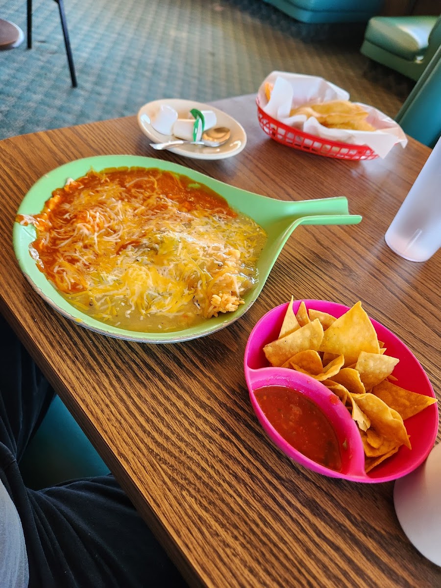 Bea's New Mexican Restaurant - Photo 3
