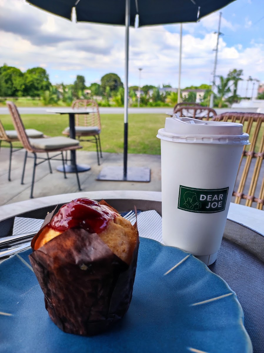 Dear Joe - Coffee and Juice - Photo 2