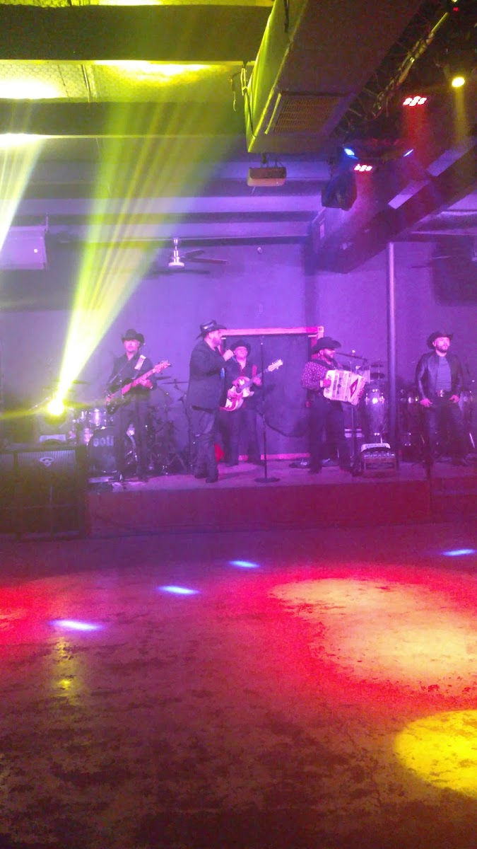 The Location Bar & Lounge - Photo 7