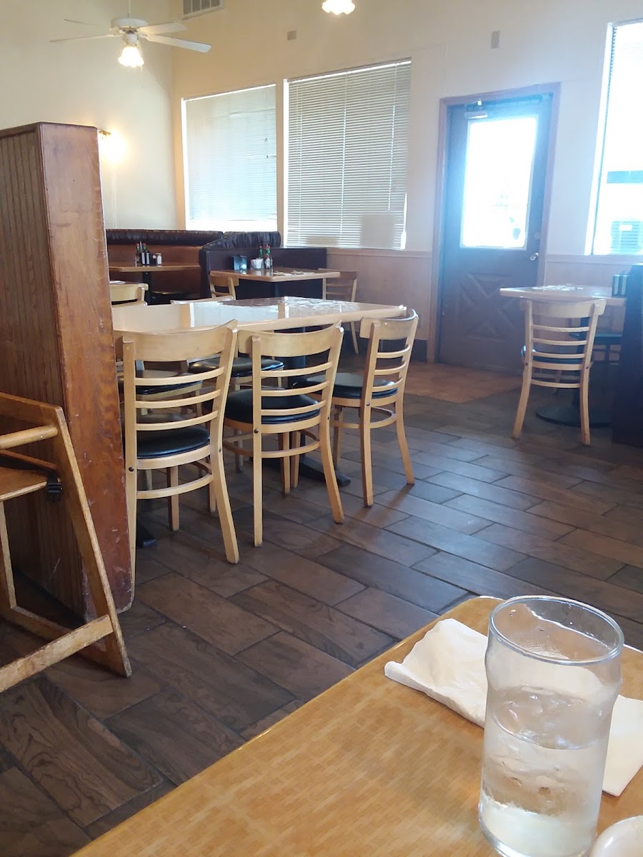 Old Hich'en Post Restaurant - Photo 9