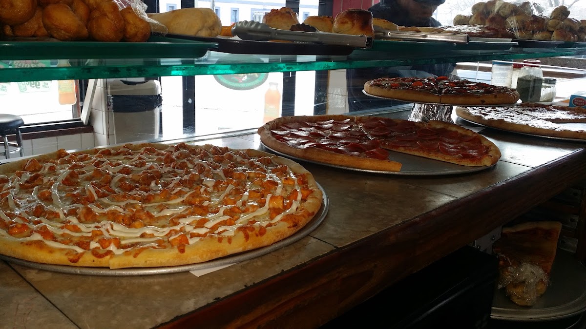 New Pizza Place - Photo 5