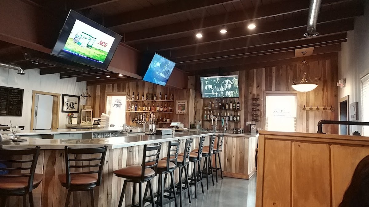 Oliver's Pub & Grill