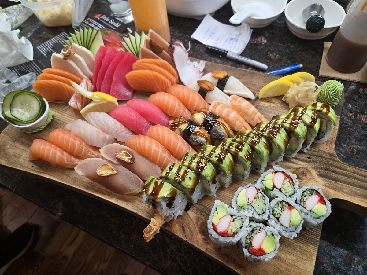 Jinju Sushi - Photo 1