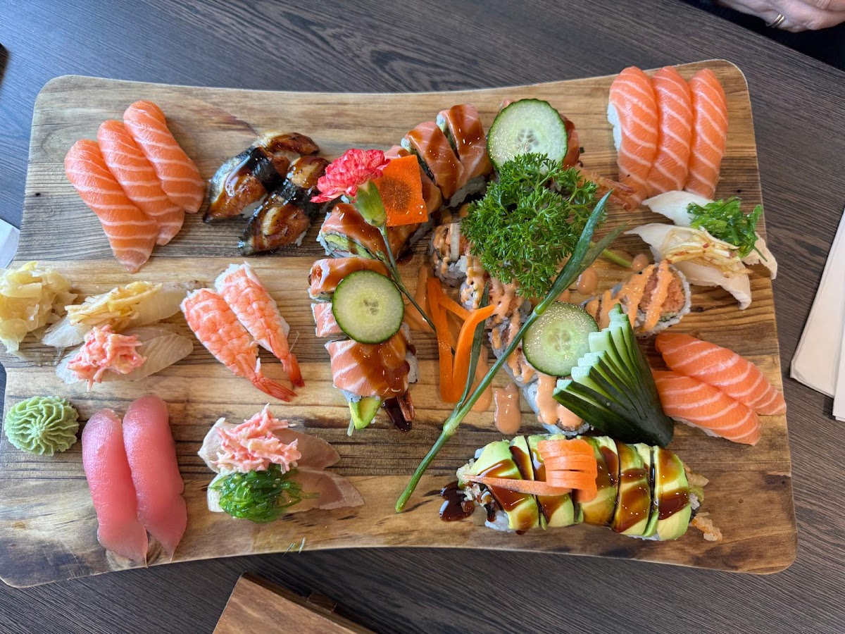 Jinju Sushi - Photo 2