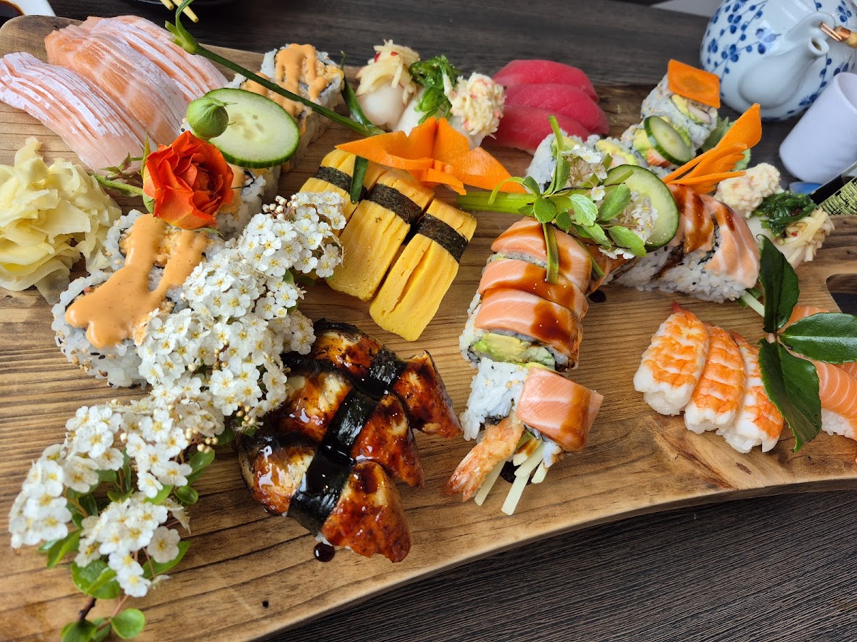 Jinju Sushi - Photo 4