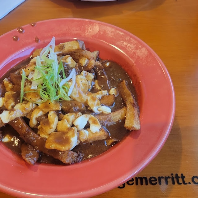 Grand Poutine