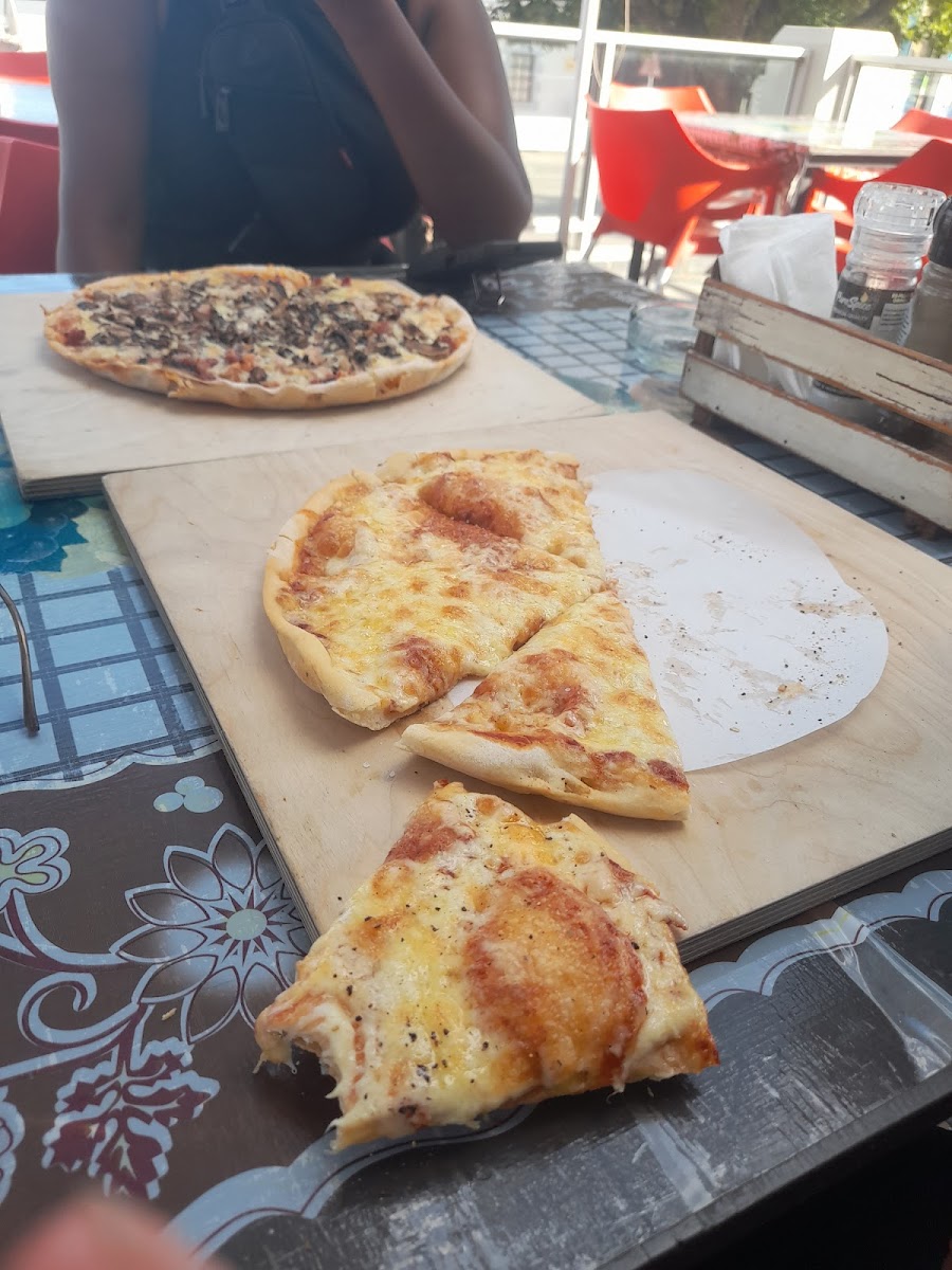 Pizza World - Photo 6