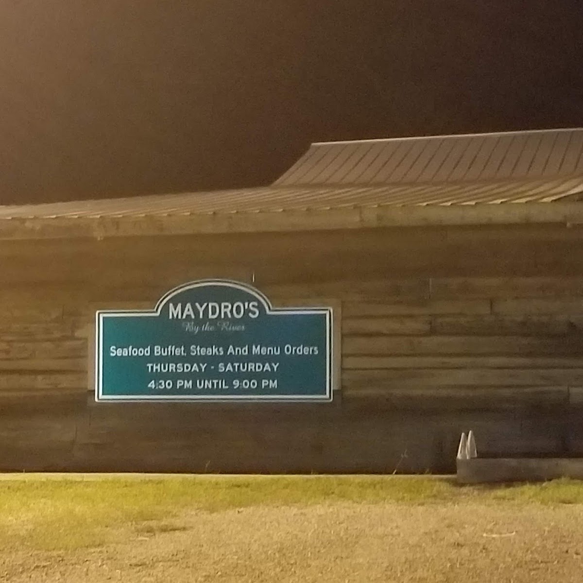 Maydro's Seafood Kitchen - Photo 5
