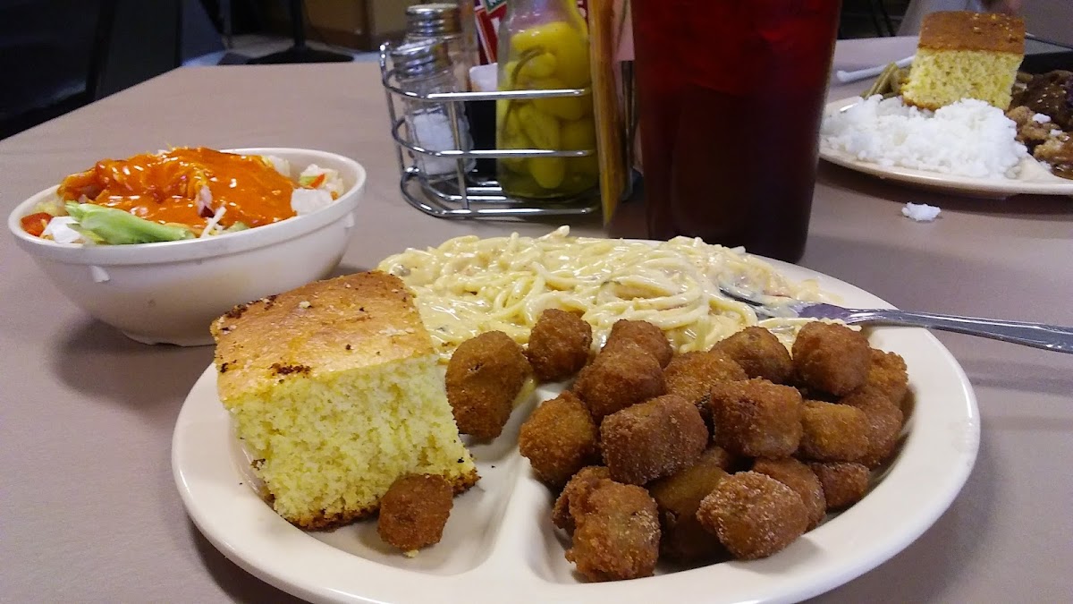 Hawkins Divine Catering and Restaurant - Photo 5