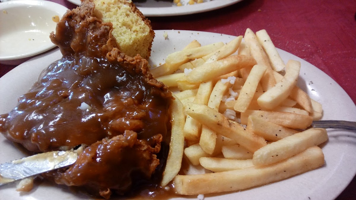 Hawkins Divine Catering and Restaurant - Photo 6