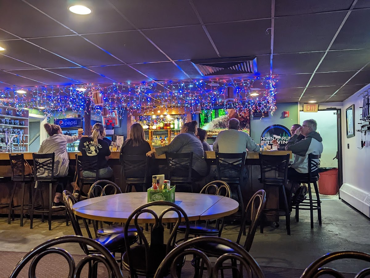 Caeser's Pub & Grill