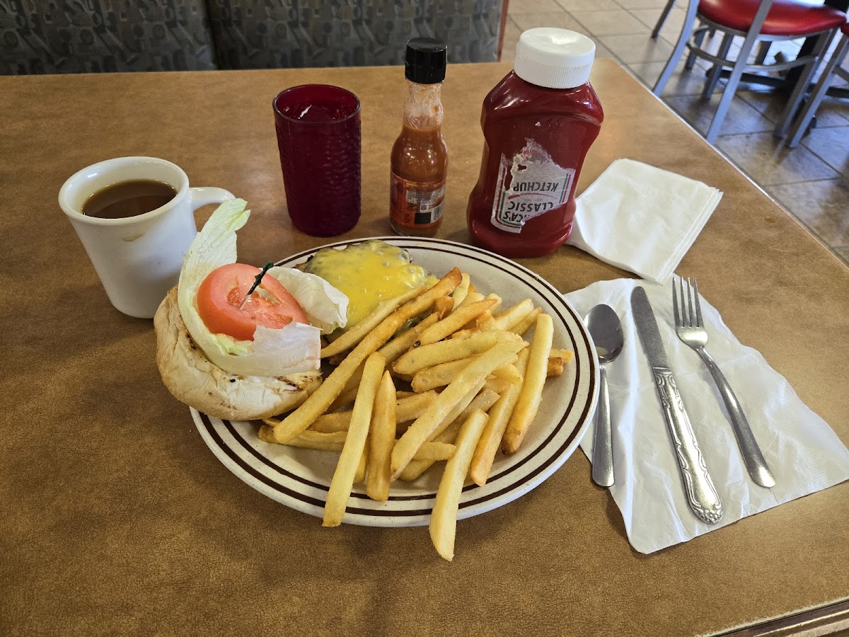 Eagle Family Restaurant - Photo 2