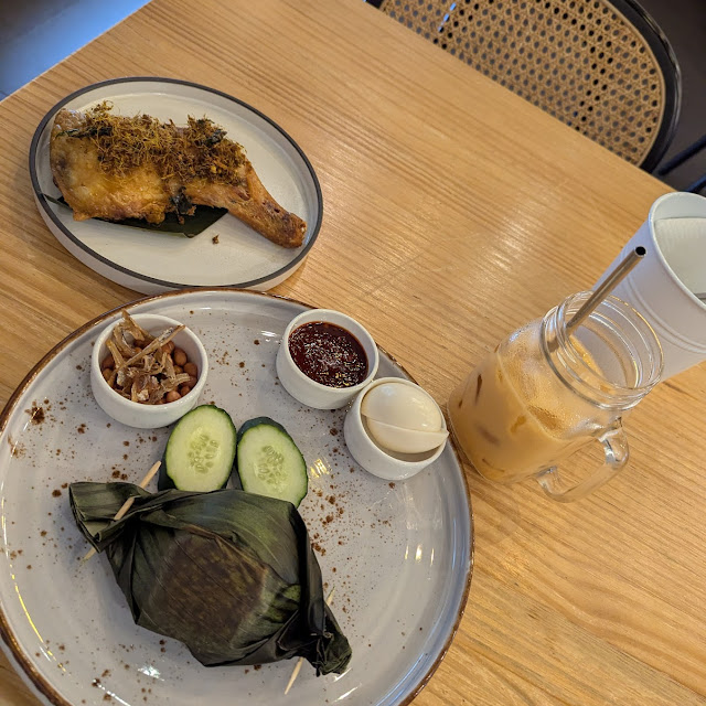 Nasi Lemak Kukus with Ayam Rempah
