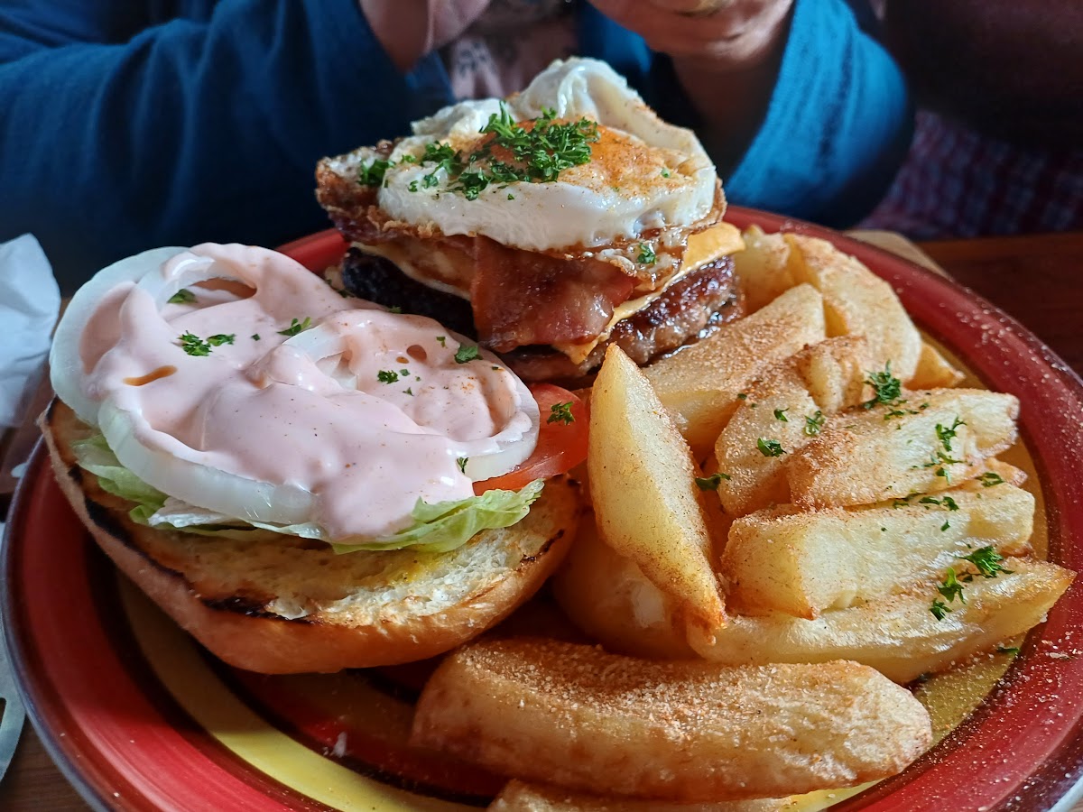 Da Mato Pub & Grill - Photo 2