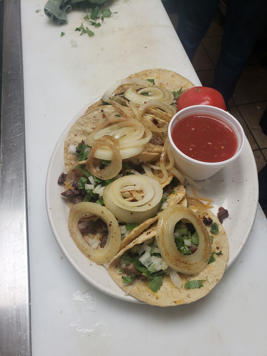 Rocky's - Photo 6