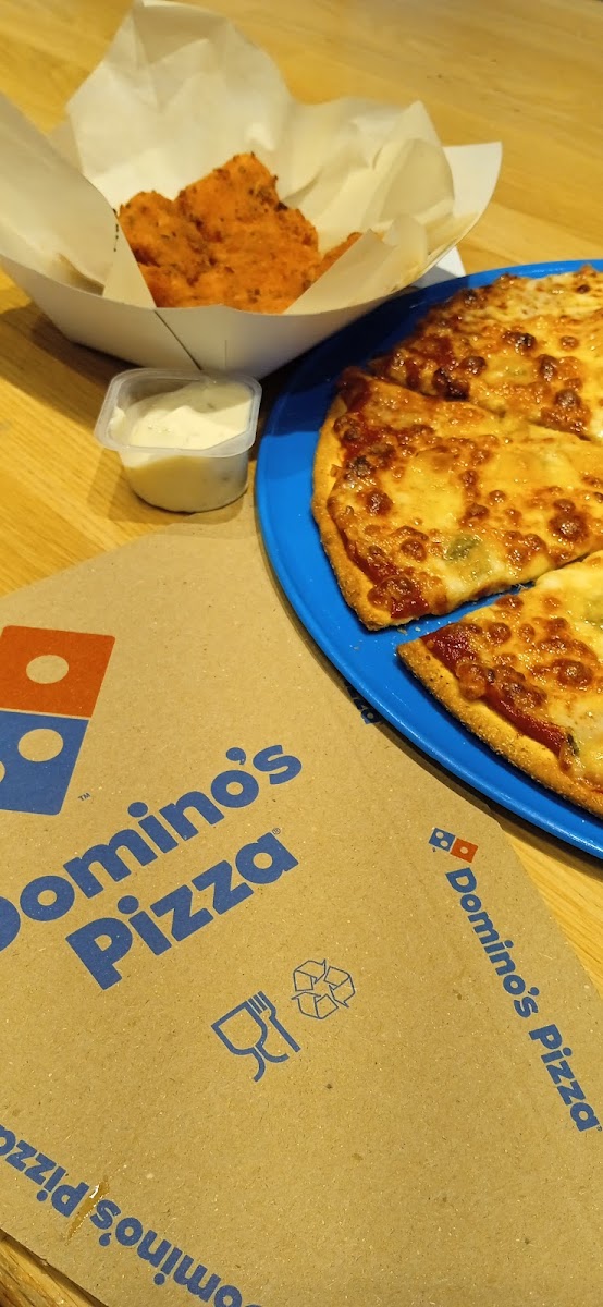 Domino's Pizza - Photo 7