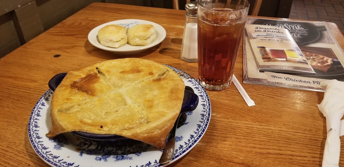 Cracker Barrel Old Country Store - Photo 4