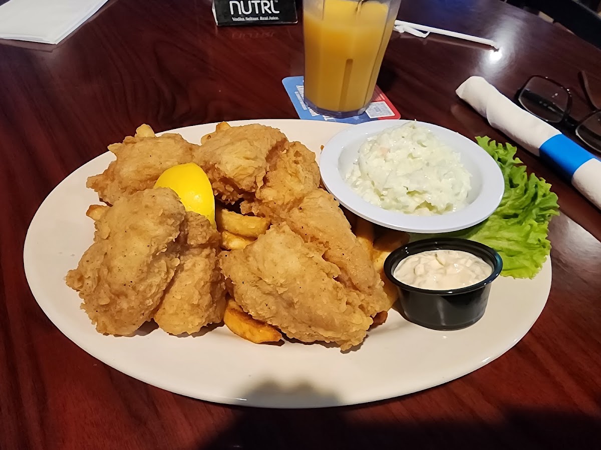 Guston’s Grille & Tap - Photo 8