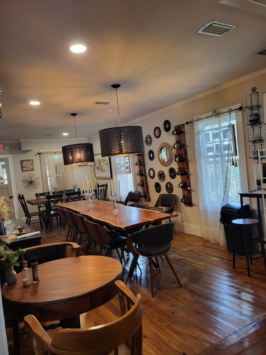 Sadie's Corner Kitchen - Photo 4