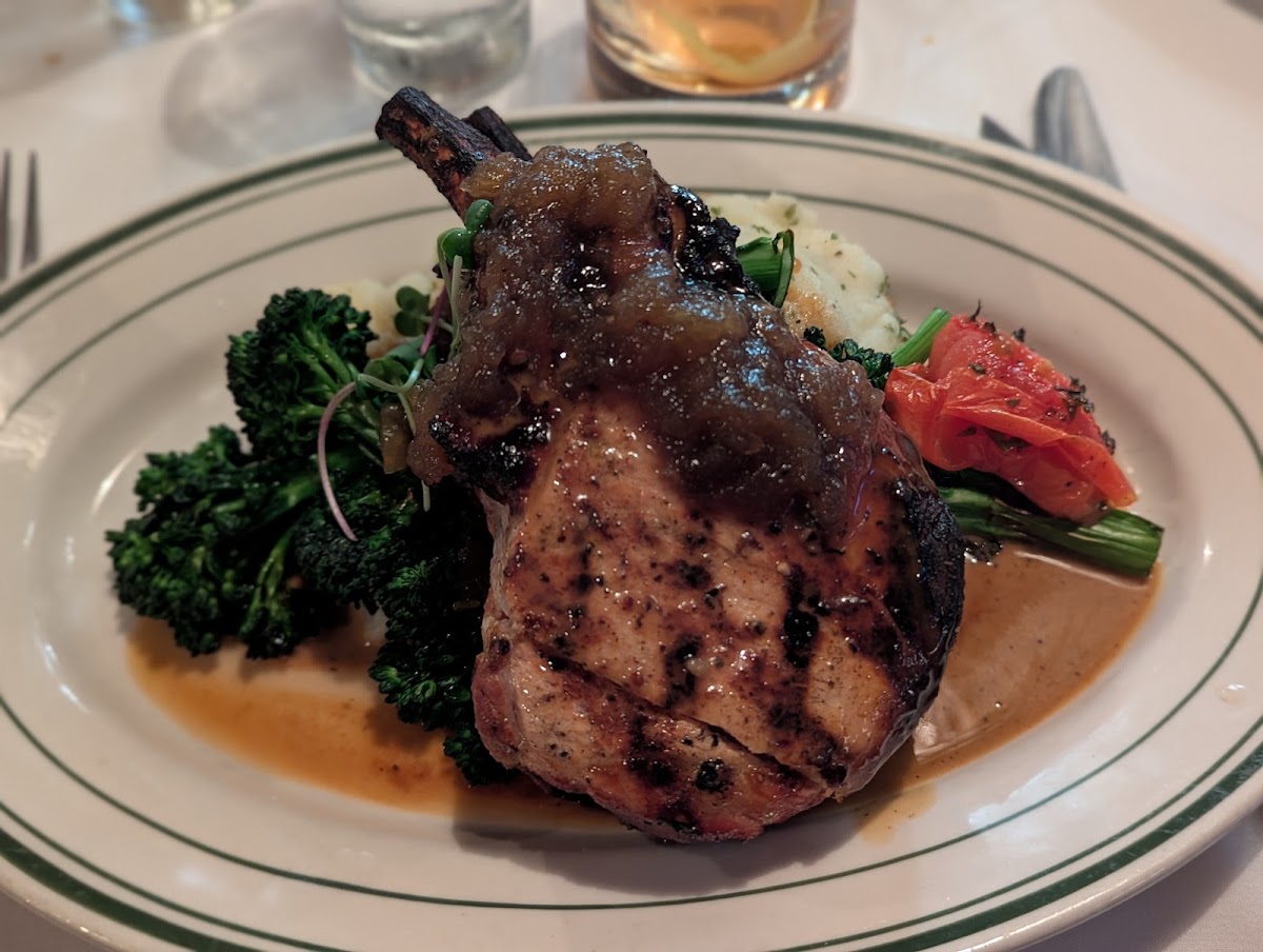 Barringer's Restaurant - Photo 3