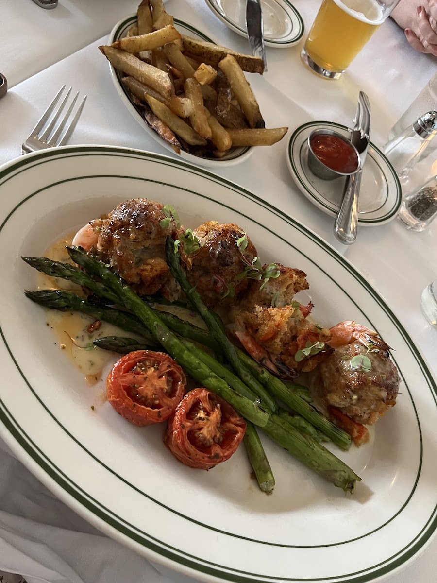 Barringer's Restaurant - Photo 5