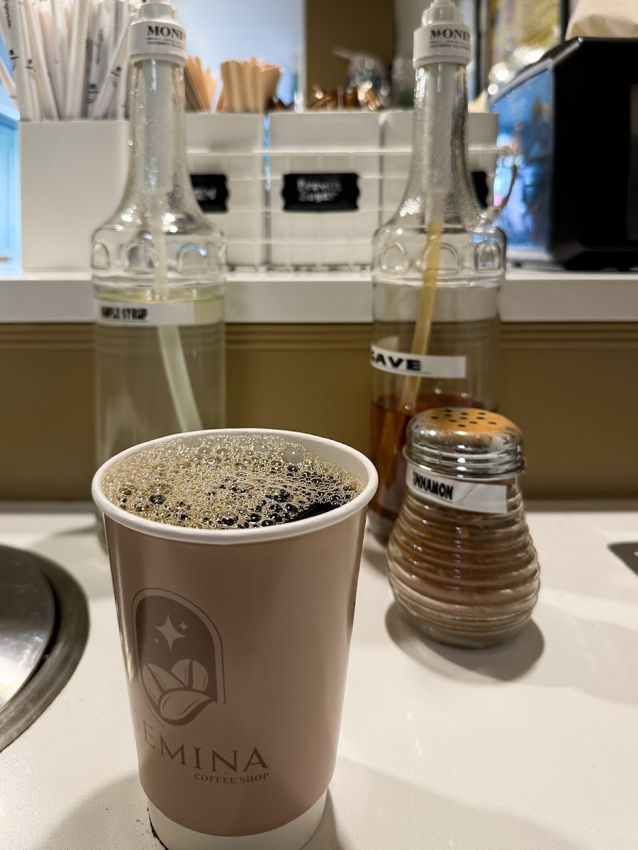 Gemina Coffee Shop - Photo 1