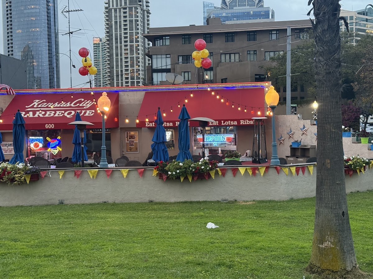 Kansas City Barbeque - Photo 5