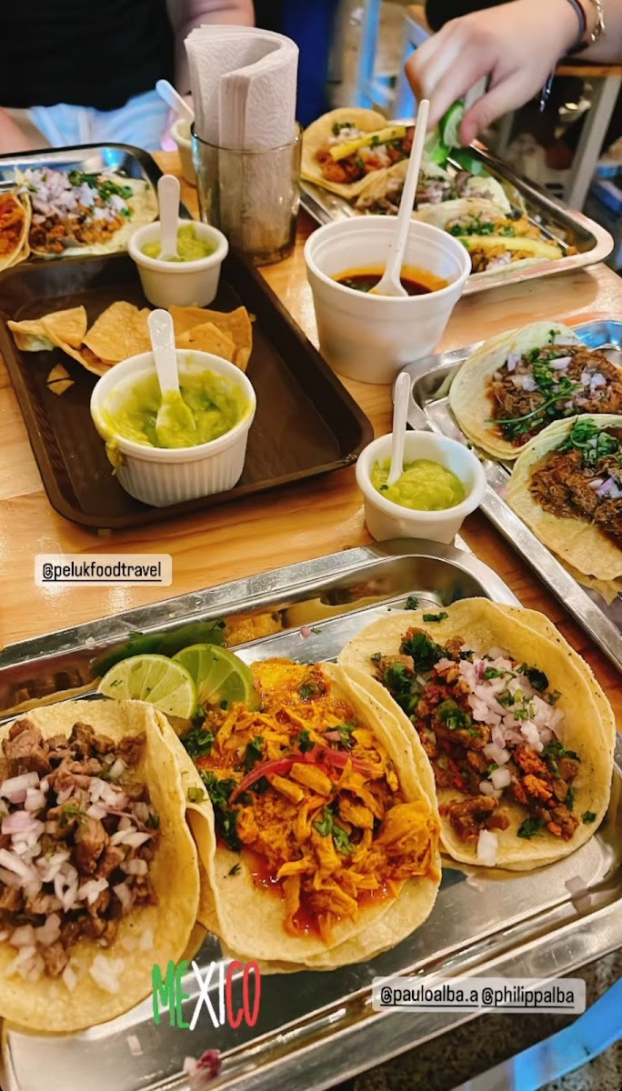 Taqueria Puebla - Photo 2