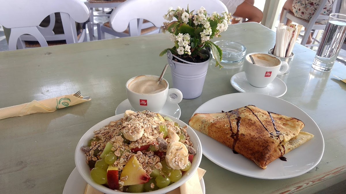 Cosmo Café - Photo 1