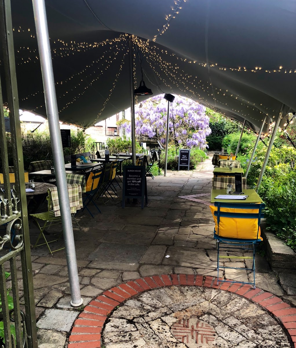 Burgh House Cafe - Photo 7