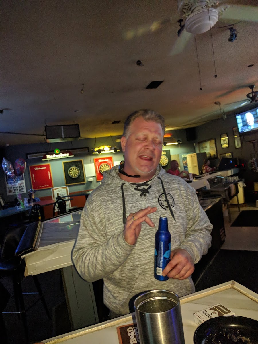 Pelican Pub - Photo 9