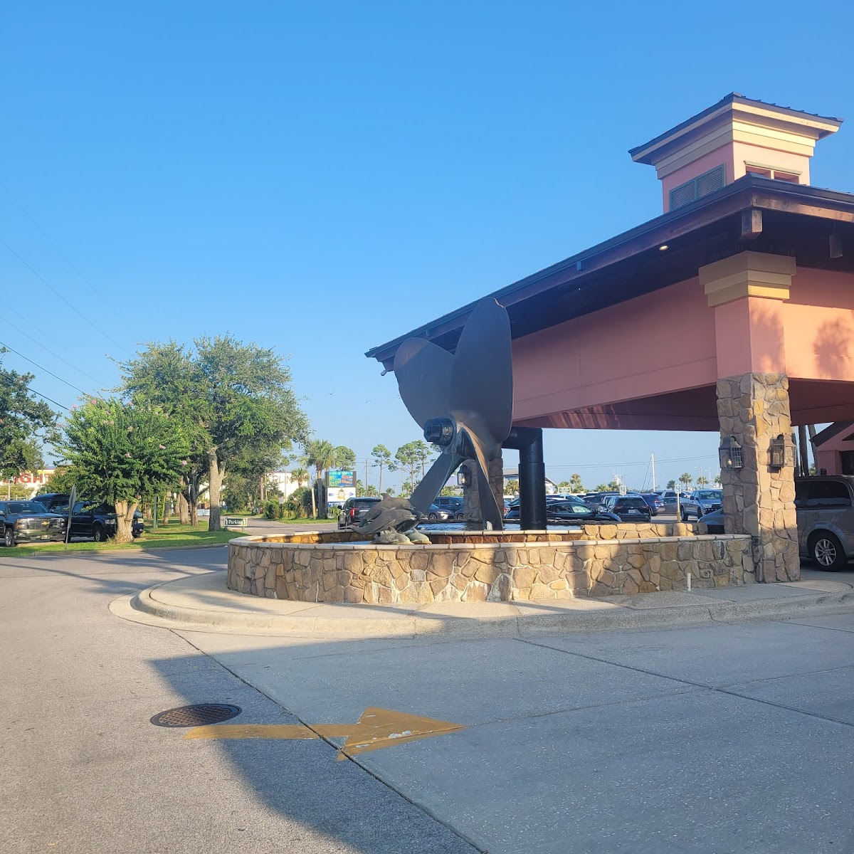 Capt. Anderson's Restaurant & Waterfront Market - Photo 7
