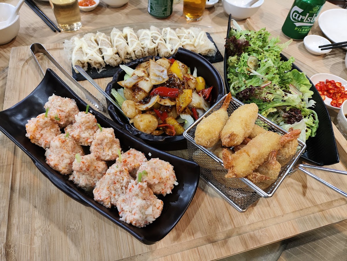 East Ocean Restaurant - Photo 8