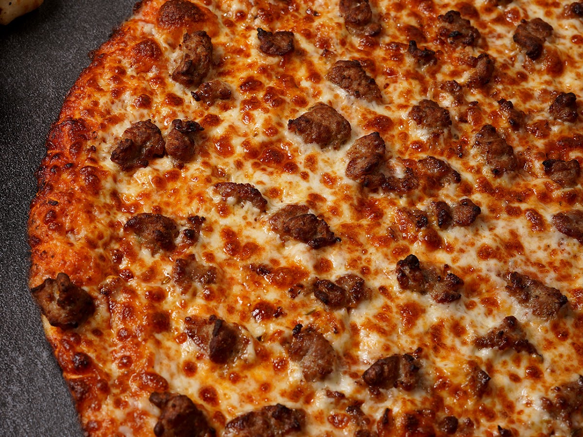 Round Table Pizza - Photo 7