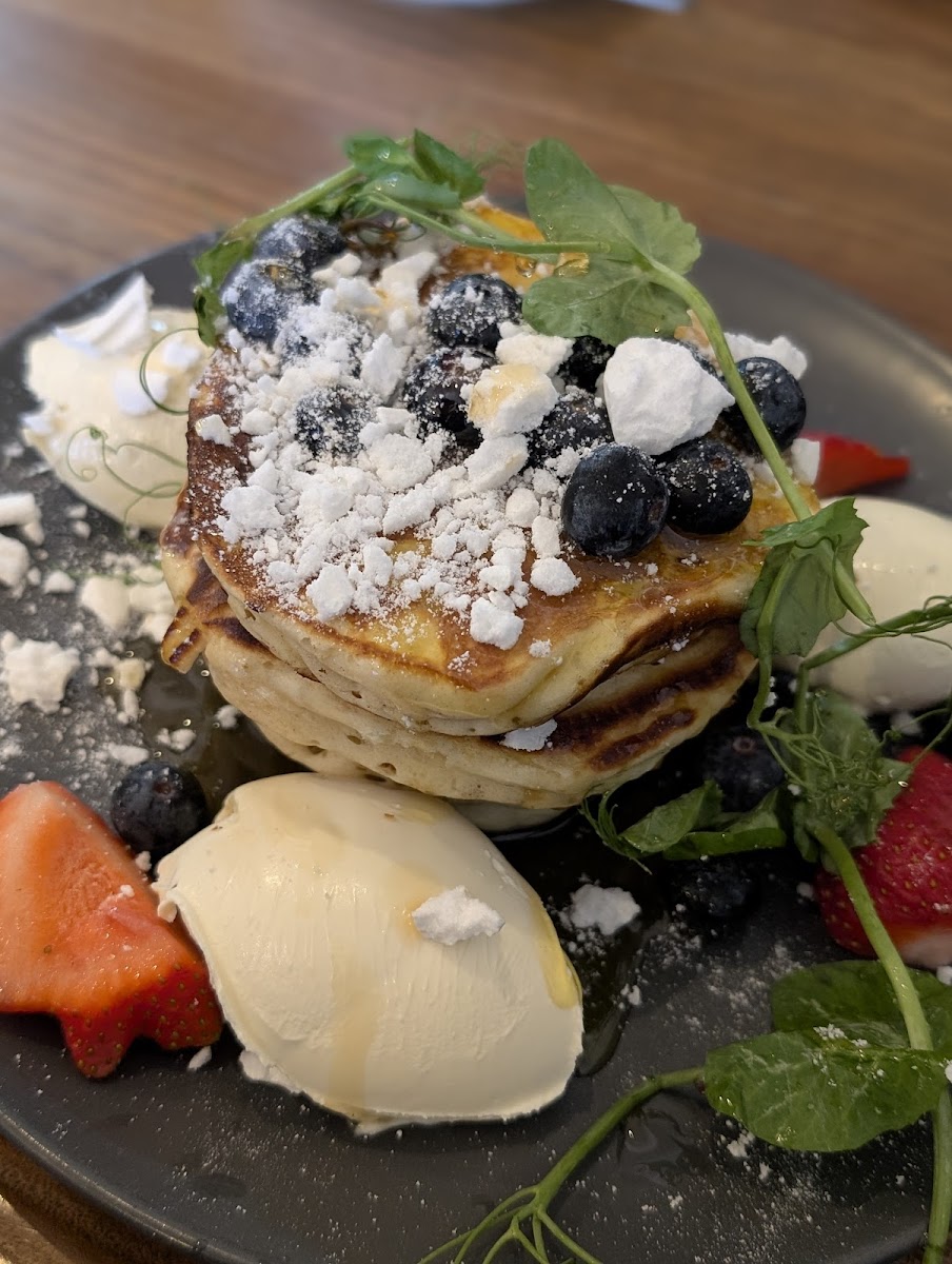 E-Street Café - Photo 2