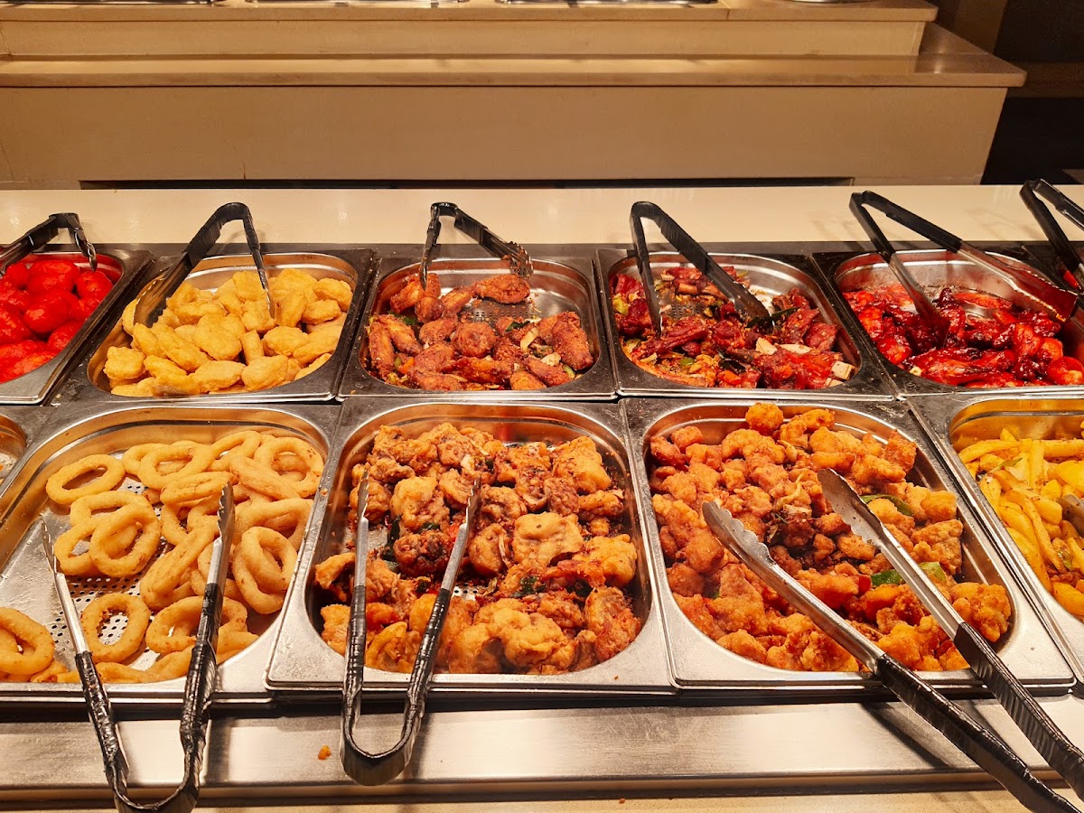 Yamm Buffet - Photo 1