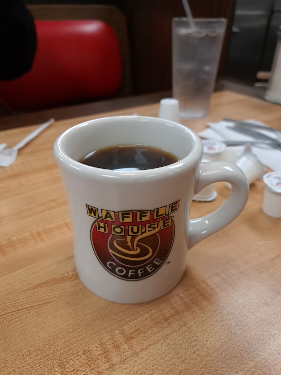 Waffle House - Photo 4