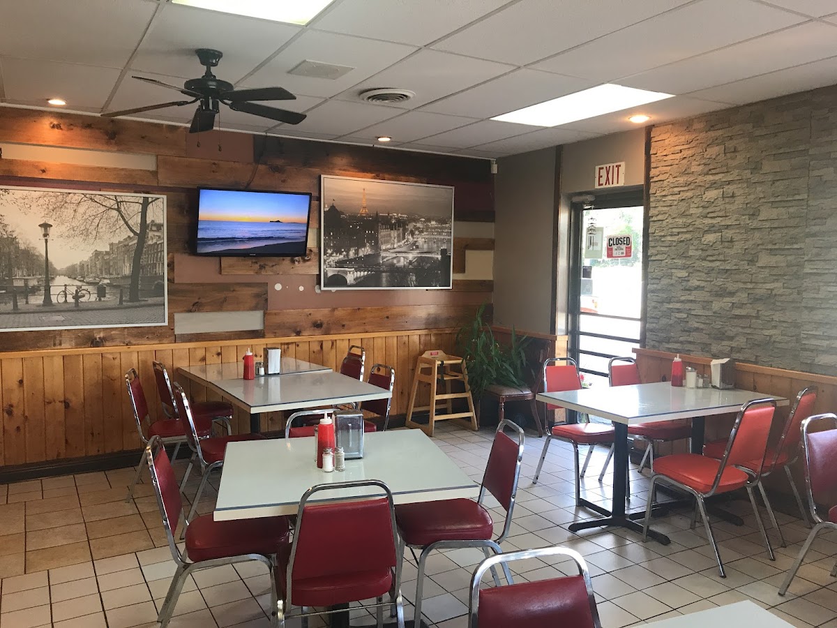 Atherley Diner - Photo 7