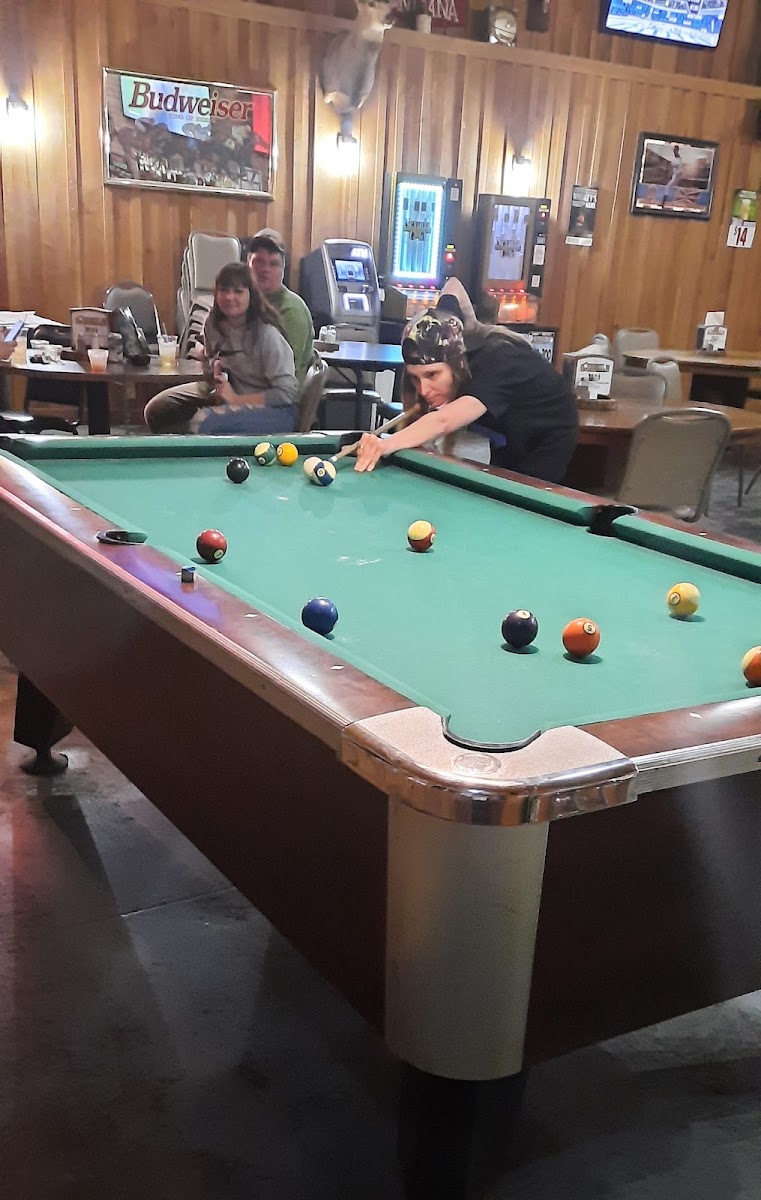 The Thirsty Sportsman - Photo 5