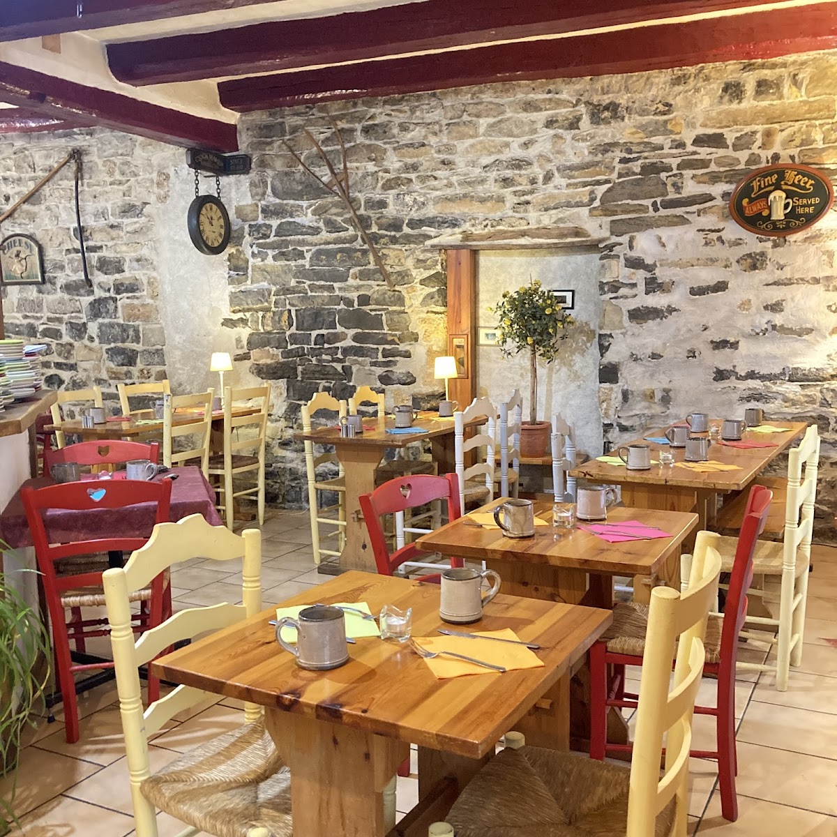 Crêperie le chien à la Fenètre - Photo 4