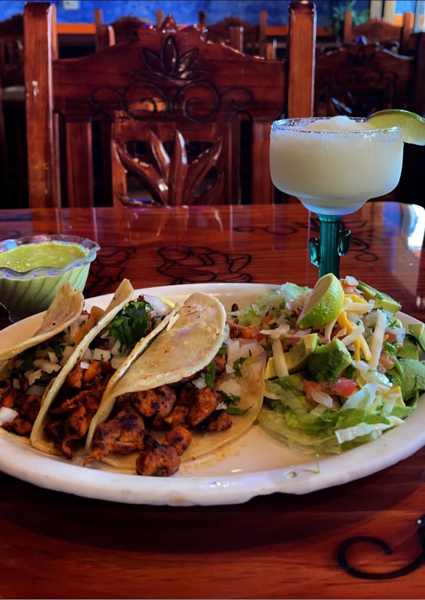 Gonzalez Mexican Restaurant - Photo 3