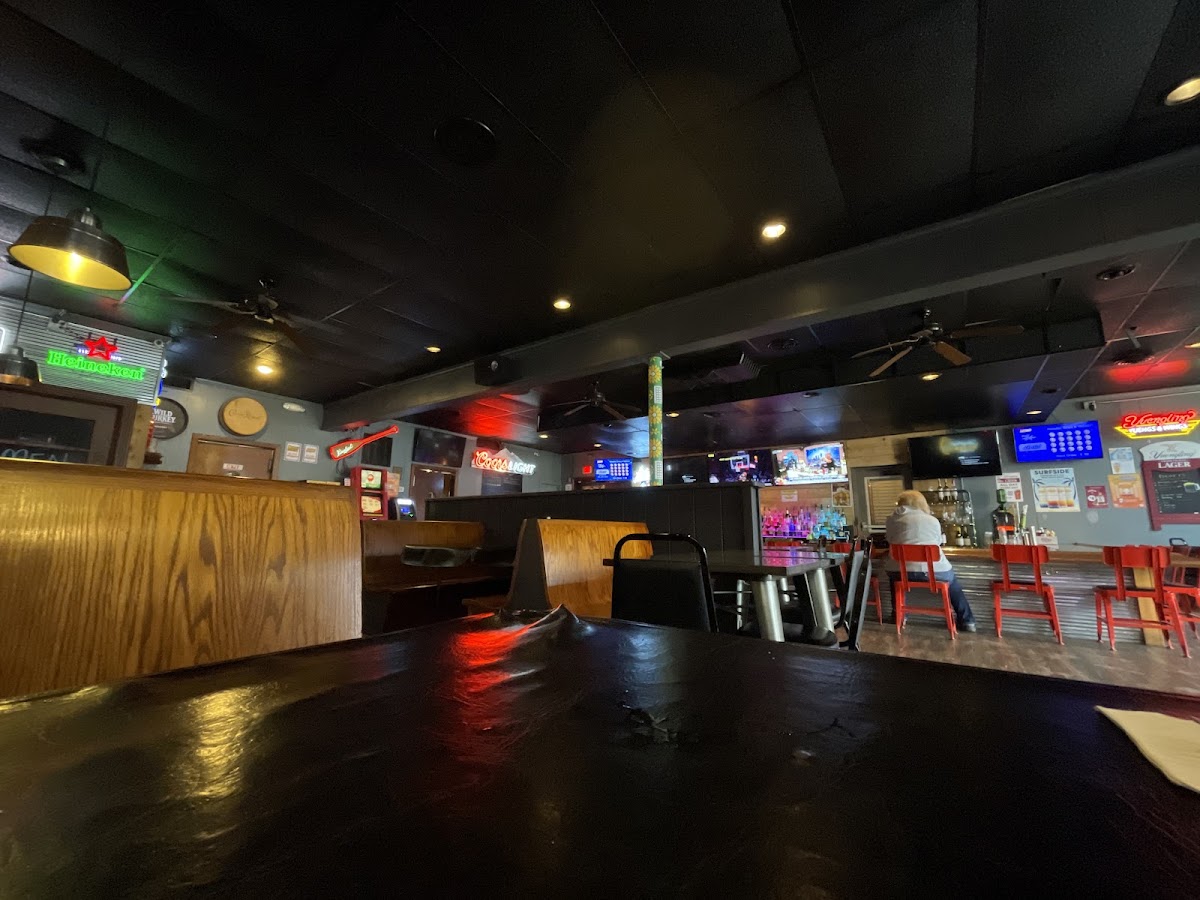 Meyers Landing Bar & Grill - Photo 4