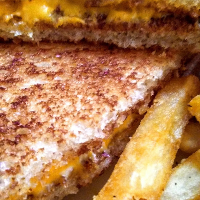 Grilled Cheese & Fries