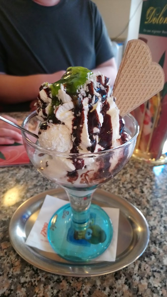 Eiscafé Dolomiti - Photo 6