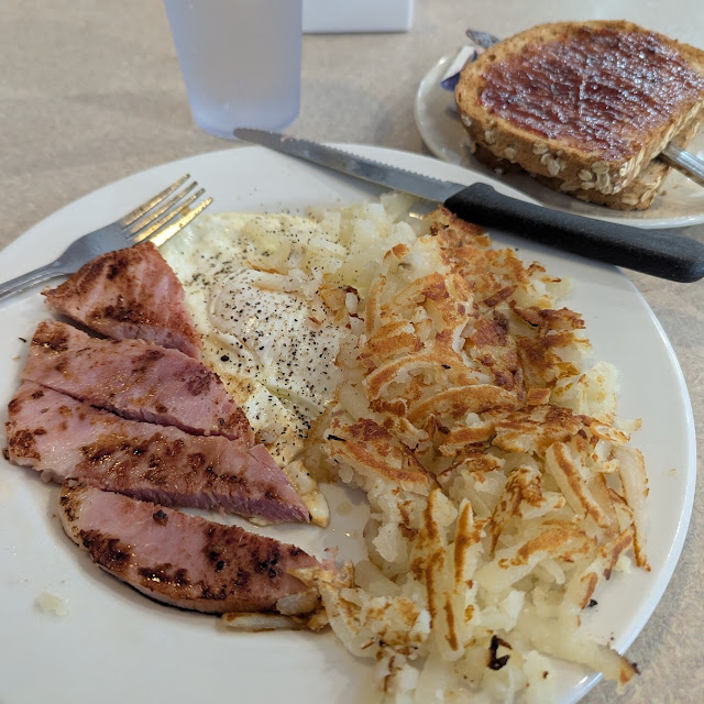 Served with Hashbrowns
