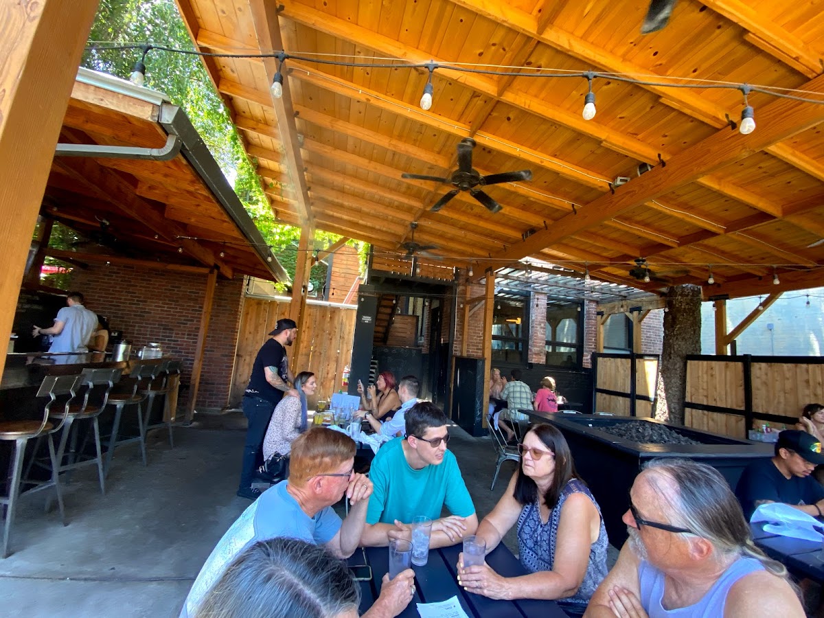 B Street Public House - Photo 7