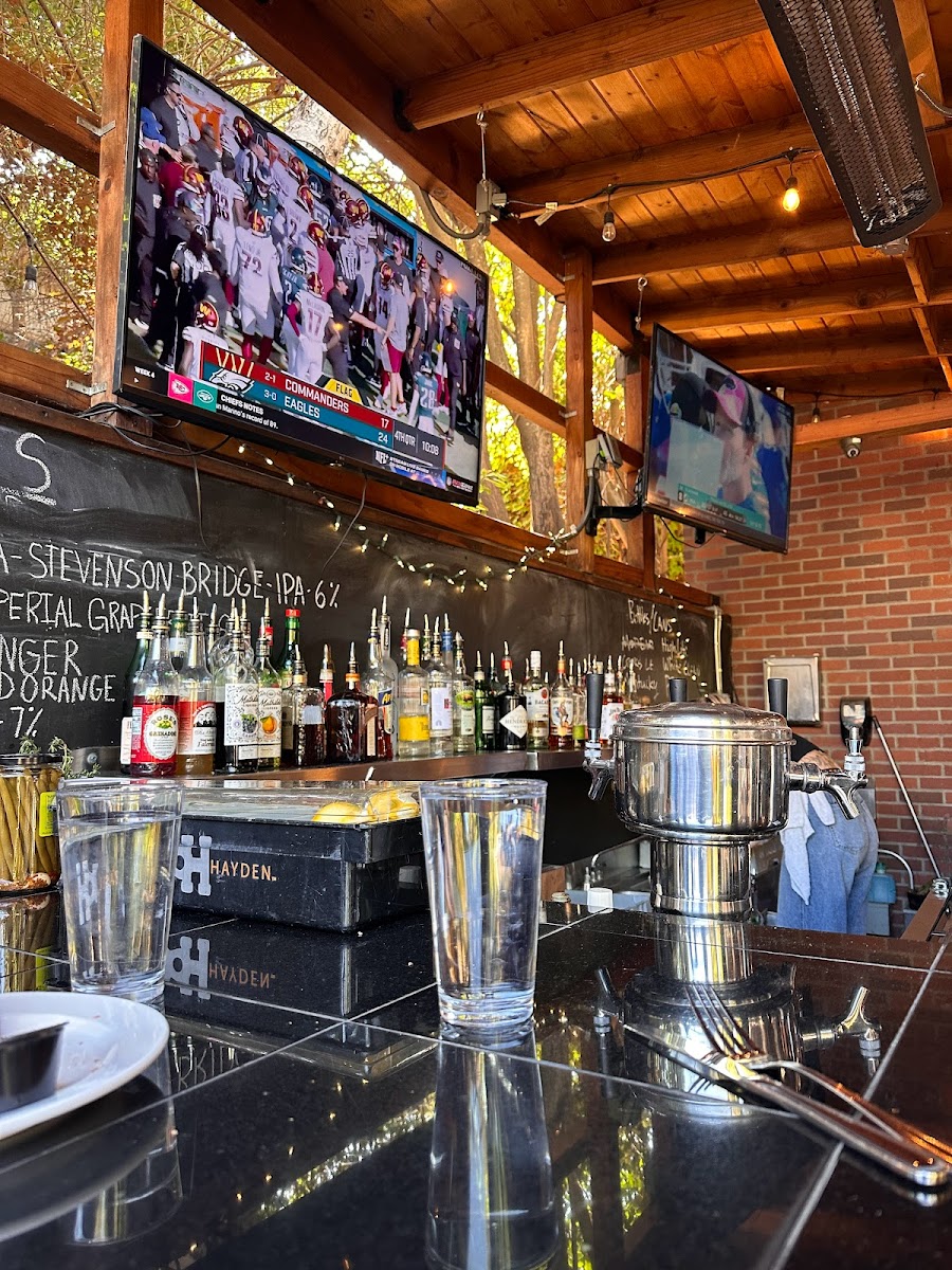B Street Public House - Photo 8