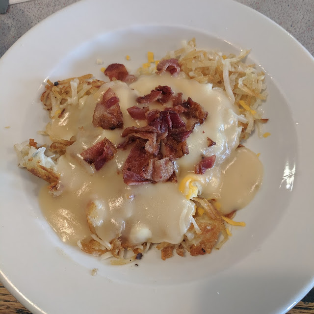 Breakfast Poutine