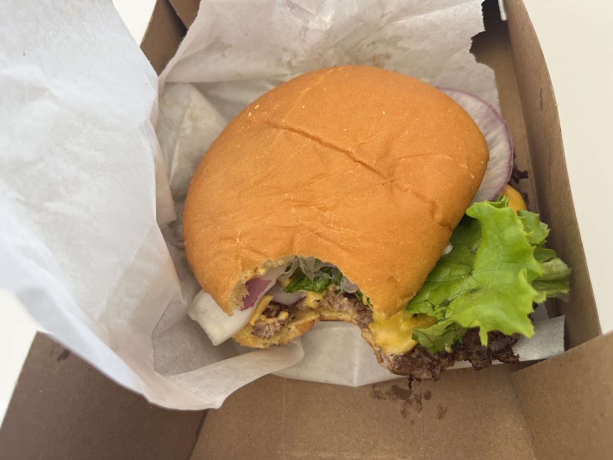 Custom Burgers - Photo 8