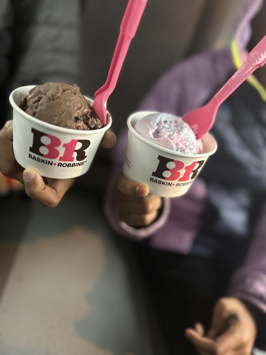 Baskin-Robbins - Photo 8